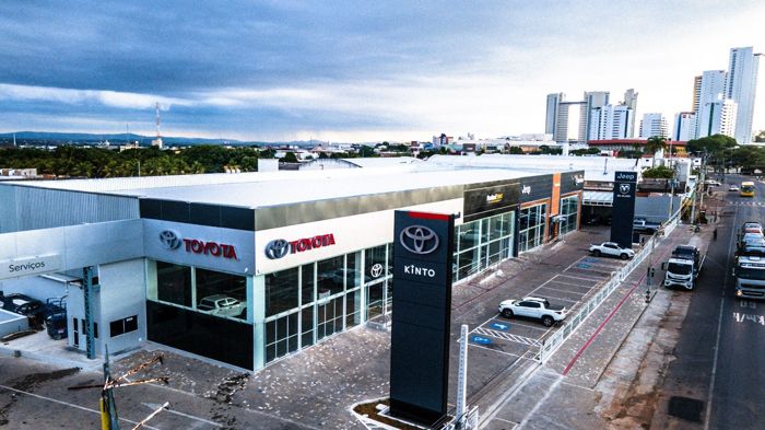 Newland Toyota Juazeiro, Juazeiro do Norte/CE · Comercial — obra que integra a trajetória do engenheiro José Iolam Júnior